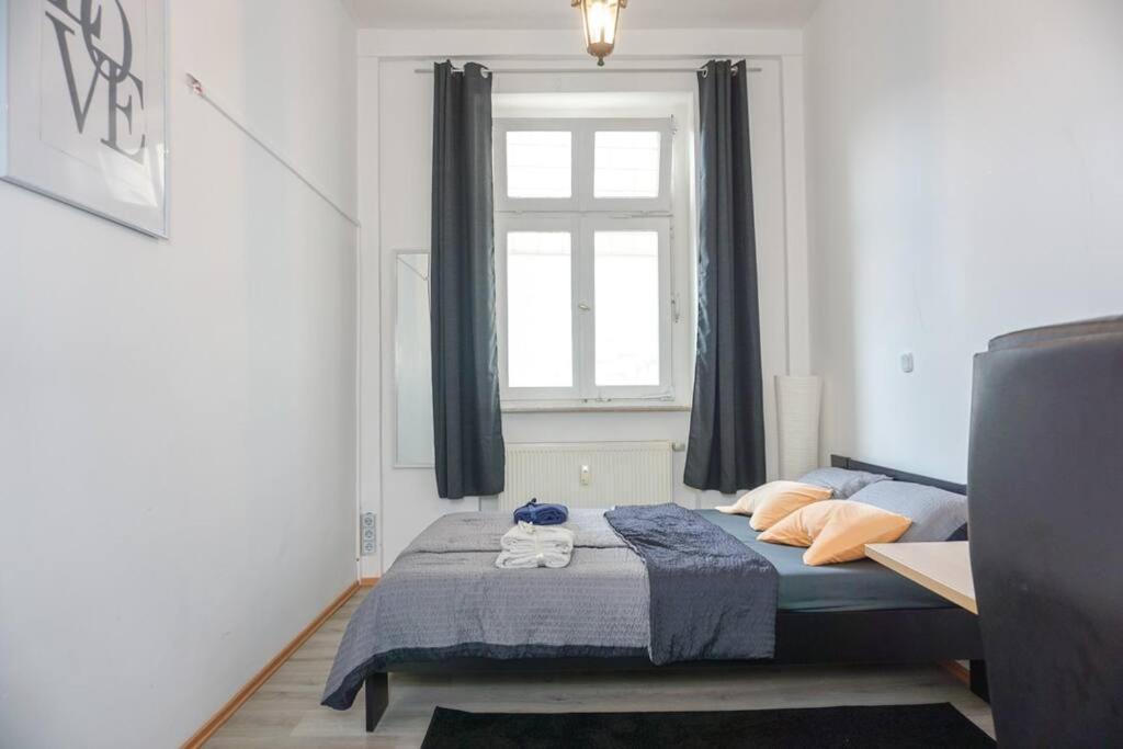 Apartment In Wuppertal - Charmante 3-Zimmer-Oase Mit Kamin Und Badewanne Exterior foto