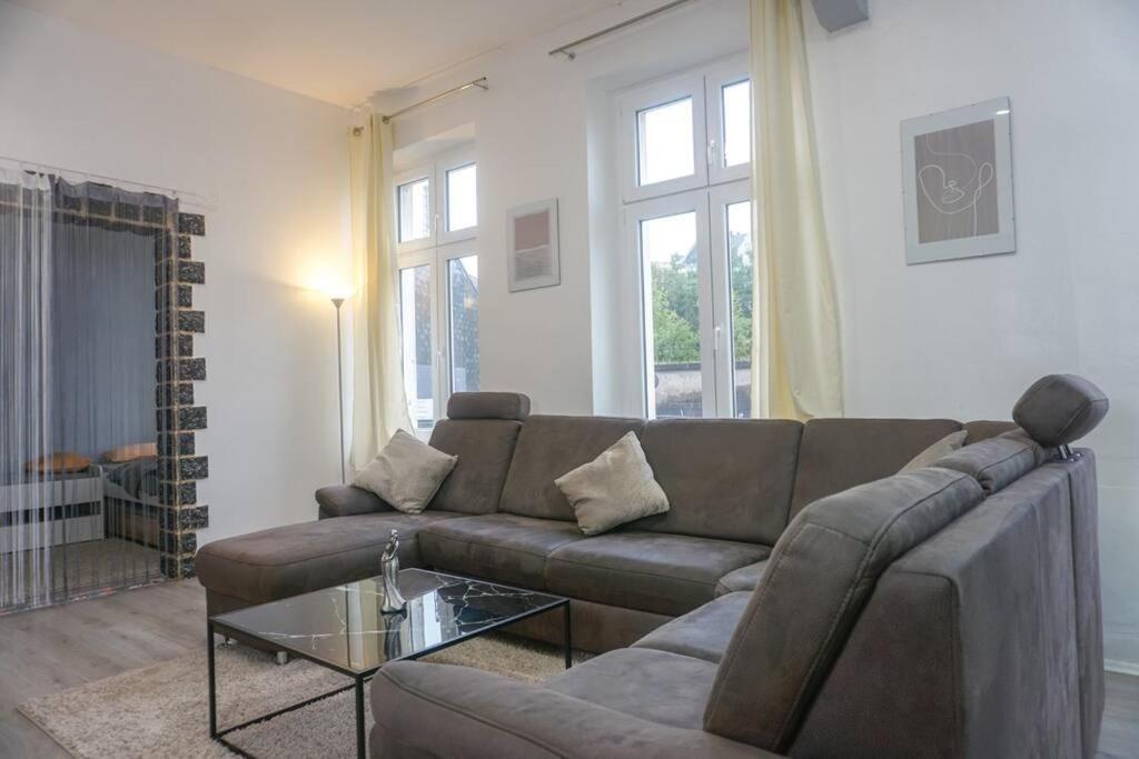 Apartment In Wuppertal - Charmante 3-Zimmer-Oase Mit Kamin Und Badewanne Exterior foto