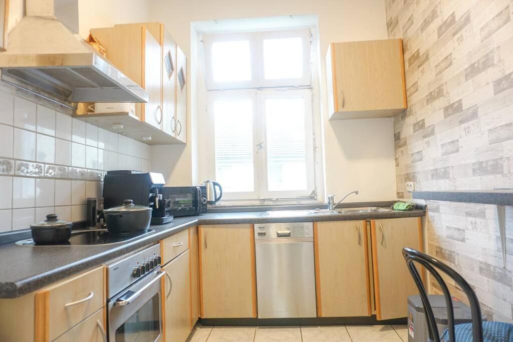 Apartment In Wuppertal - Charmante 3-Zimmer-Oase Mit Kamin Und Badewanne Exterior foto